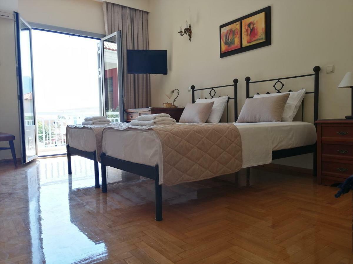 New Garden'S House Apartment เลโอนีดีออน ภายนอก รูปภาพ