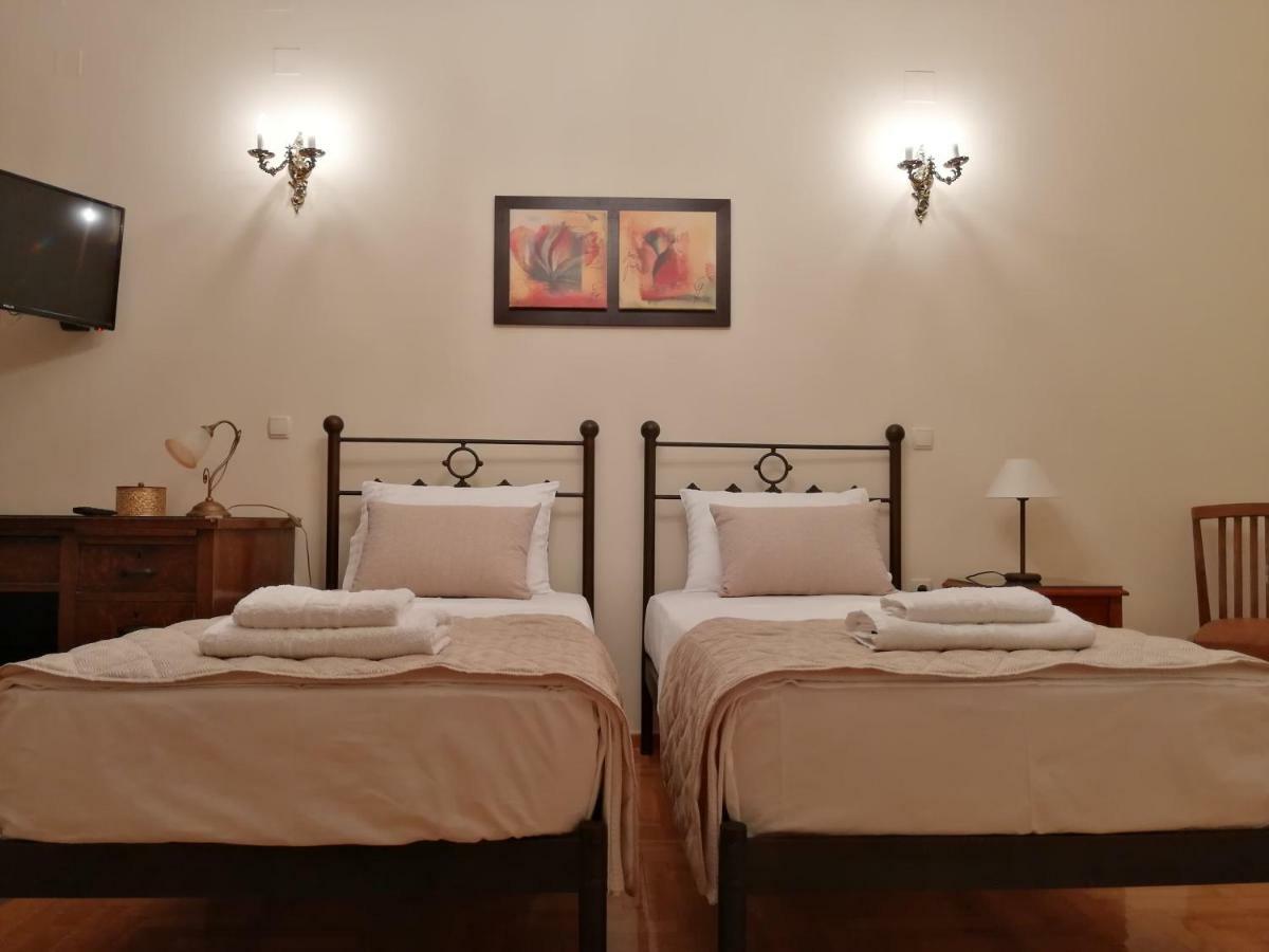 New Garden'S House Apartment เลโอนีดีออน ภายนอก รูปภาพ